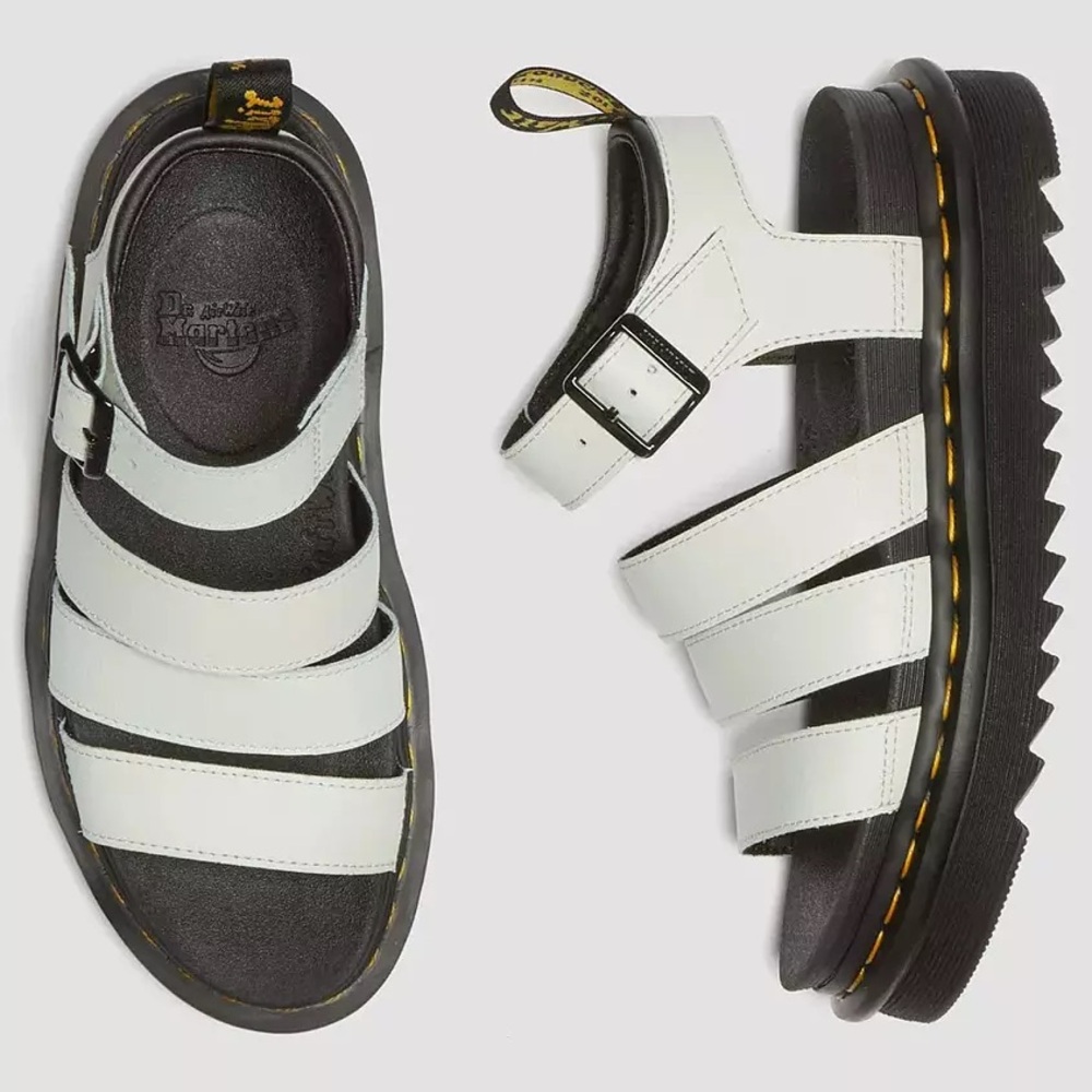 Dr. Martens Blaire Leather Sandals ✨ size 10